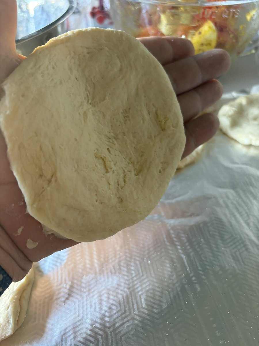 TroyDownUnder's tweet image. Troy’s #DownUnderCampfire cooking. Garlic Naan flatbread dippers.