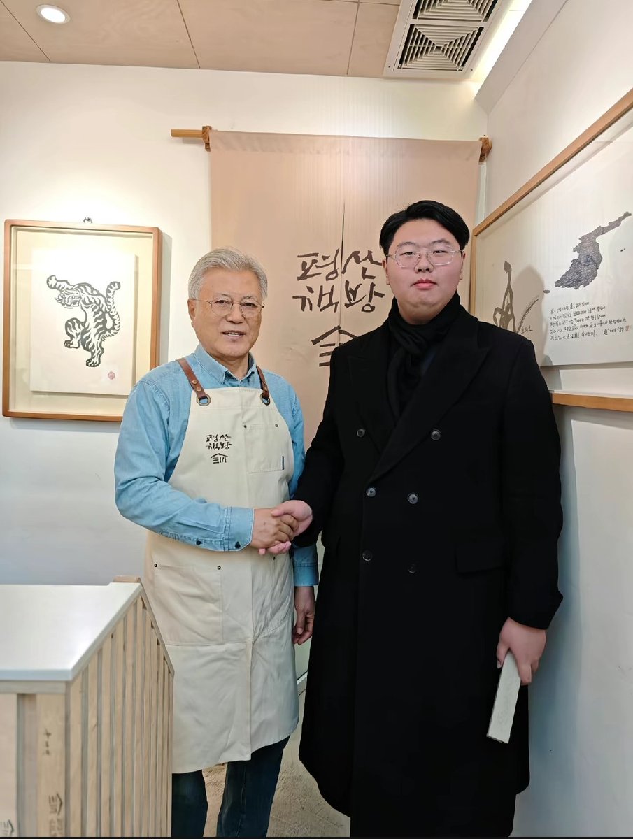 大狐帝国史官邹智萱（笔名段歌文） tweet media