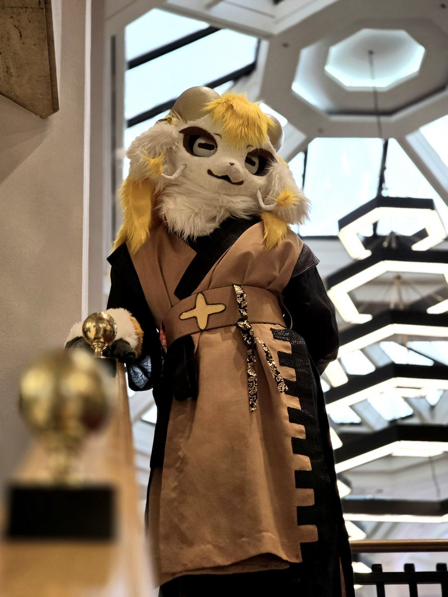 Starlightpine's tweet photo. #fursuitfriday 
(난신즈 단체촬 하는데 검풍이 언제 오나...)

📸:@ import_snivy https://t.co/Ckze3z4mjz