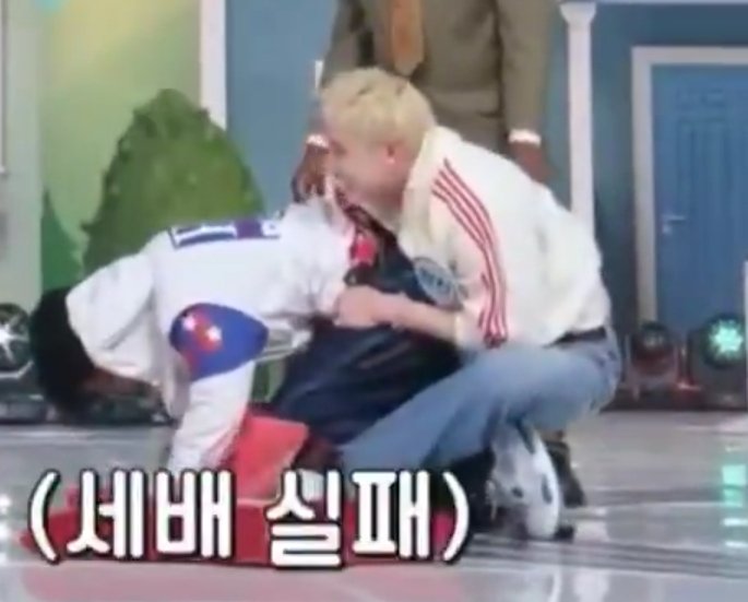 floଓ 🌸 tweet media