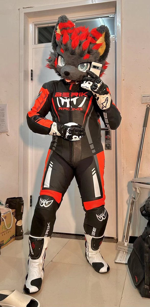 是苍离酱 tweet media