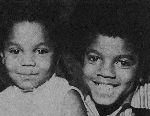 them being the cover for this tweet is soo cute omggg