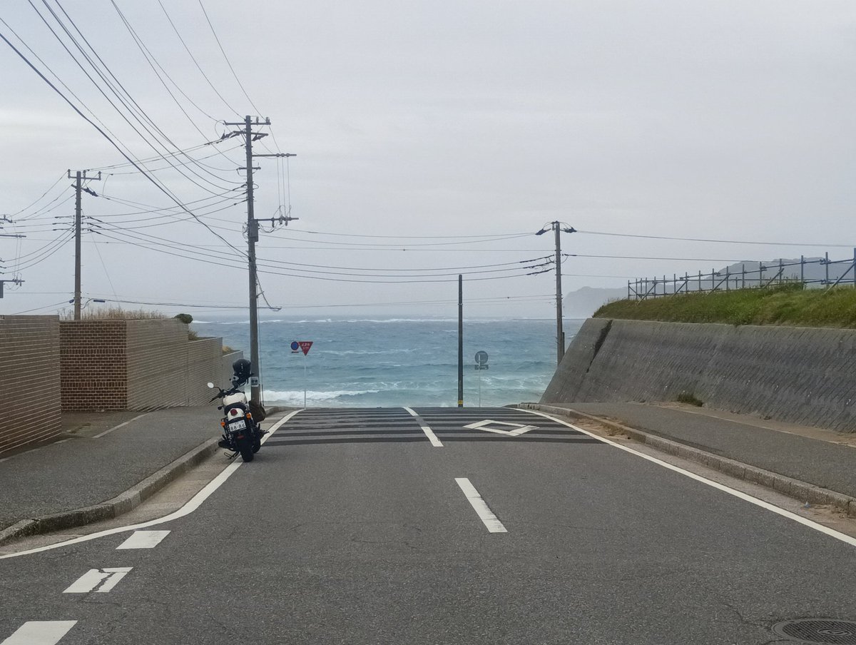 ラージュ tweet media