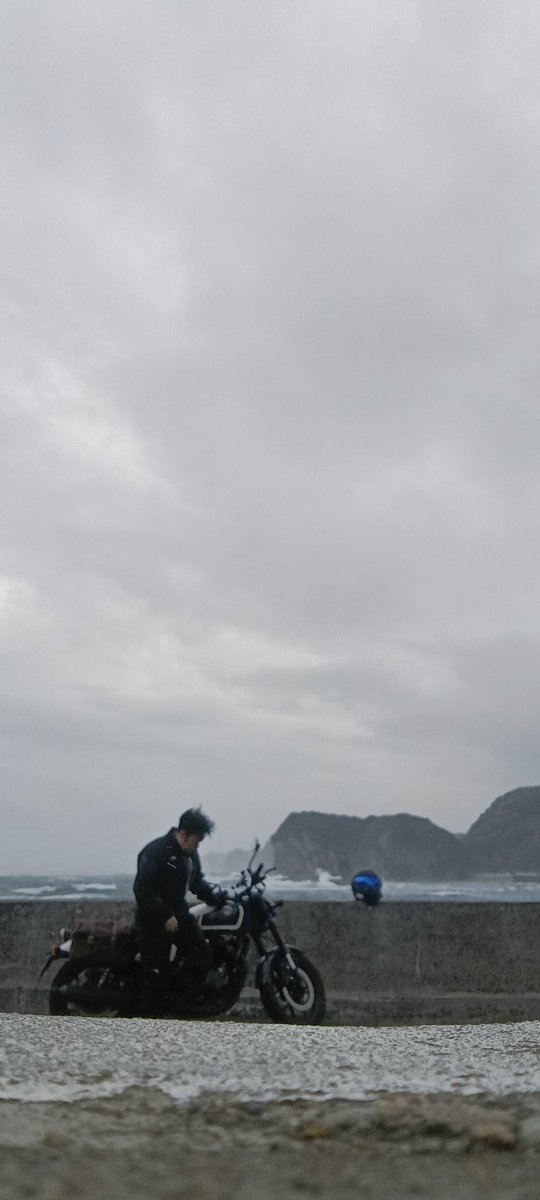 ラージュ tweet media