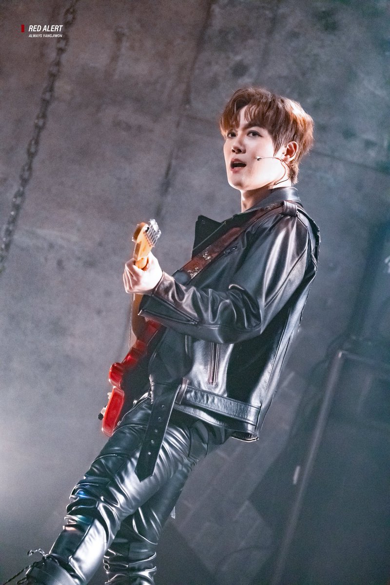 RED ALERT tweet media