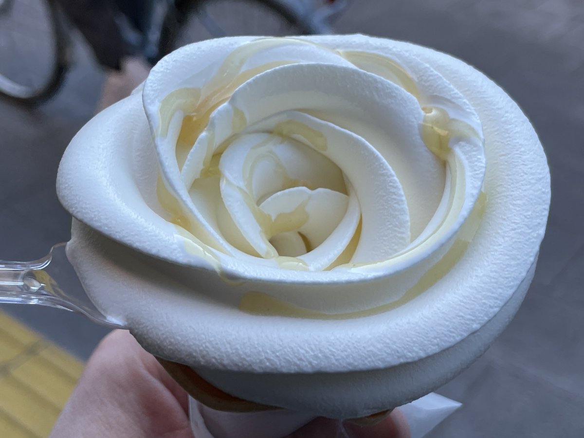 よーさん tweet media