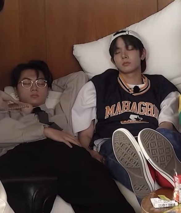 아야카🐈⬛ tweet media