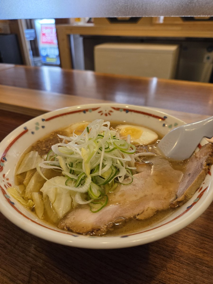 いーな tweet media