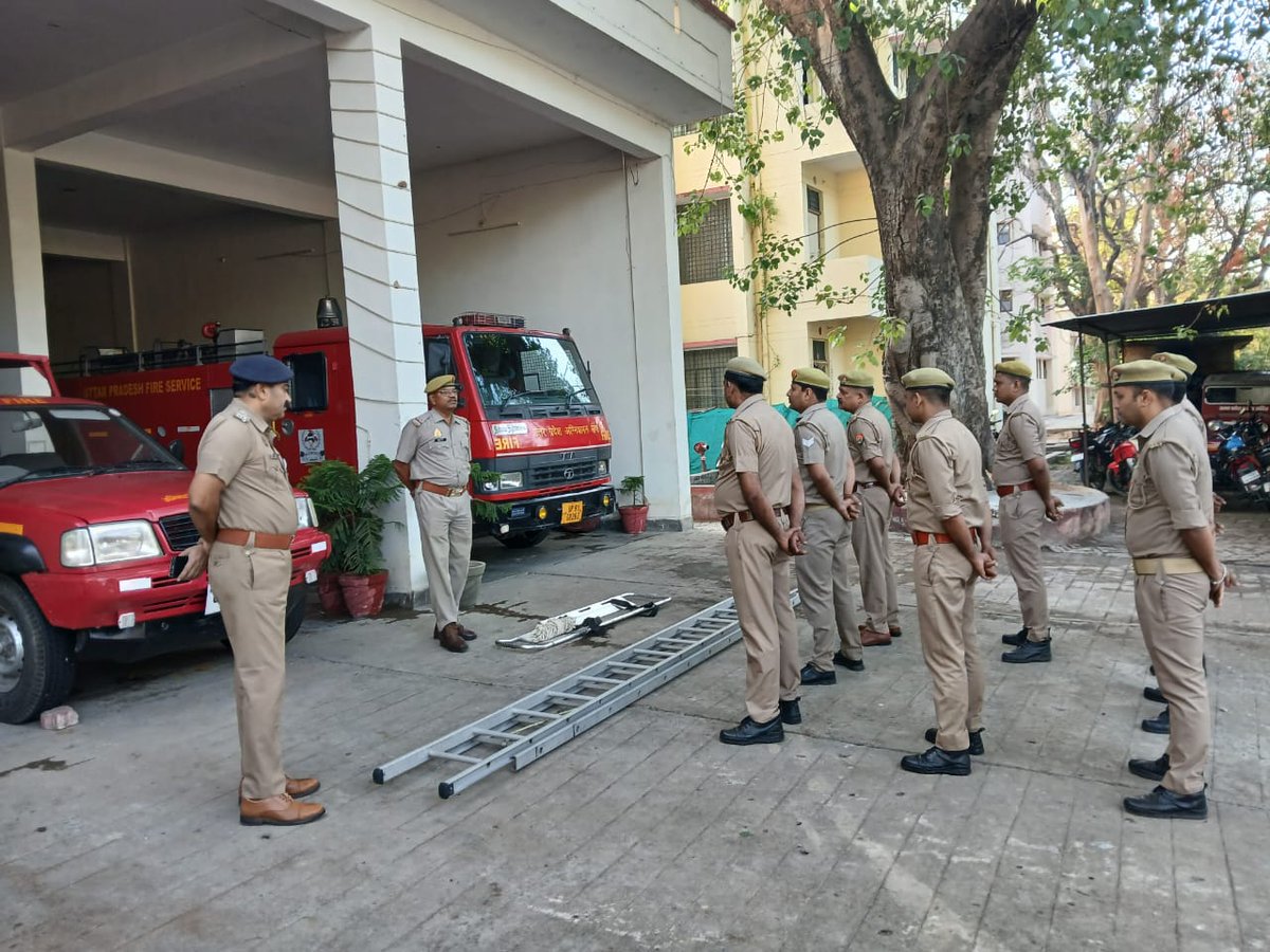 Hamirpur Fire & Emergency Services tweet media