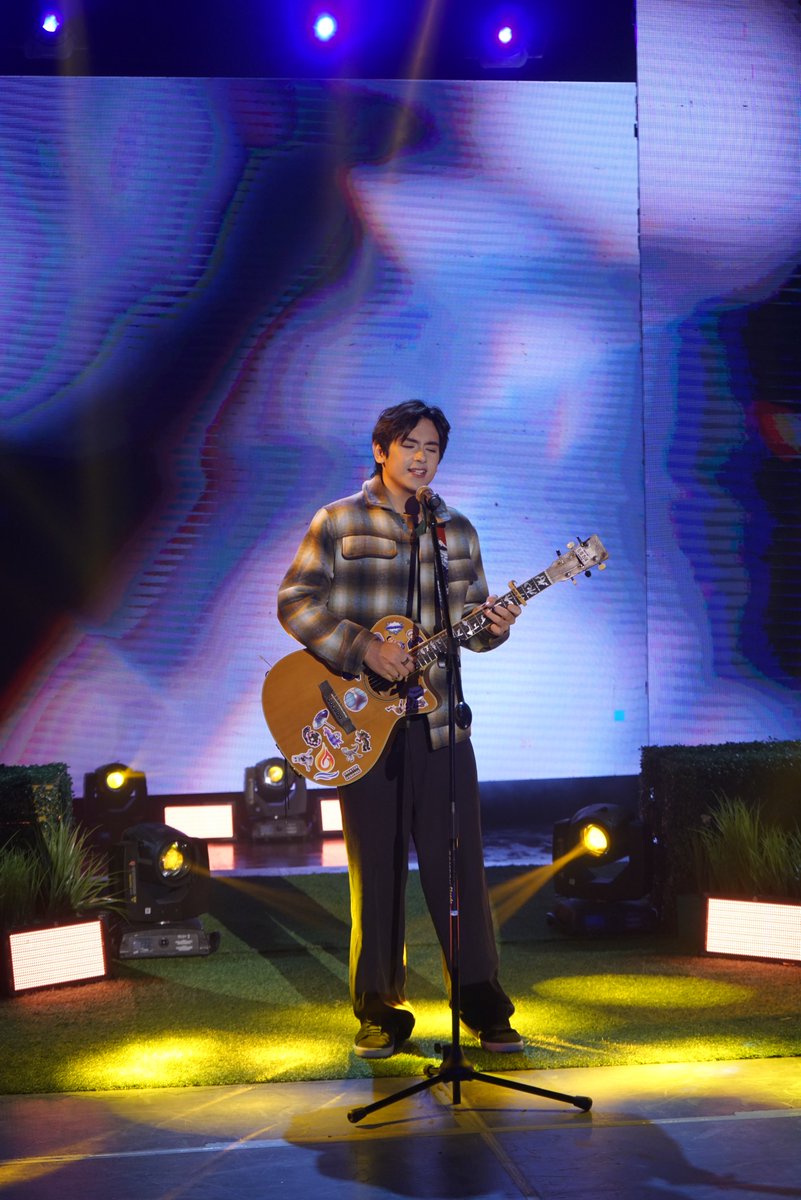 It's Showtime tweet media