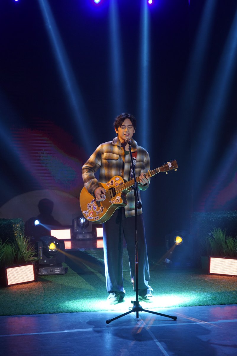 It's Showtime tweet media