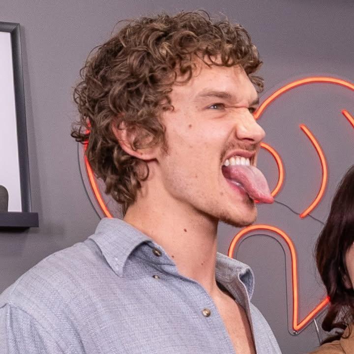 𓆰evelin𓆪 tweet media