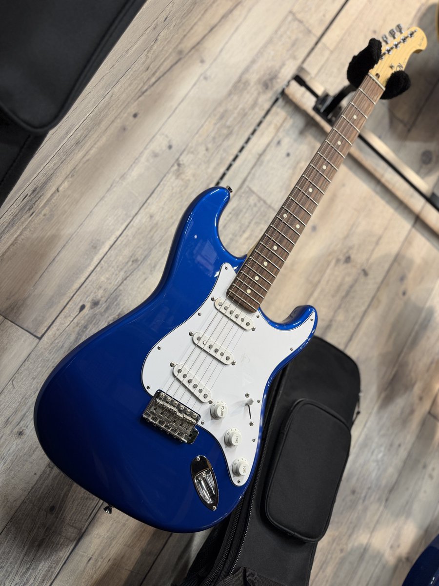 kurosawa_ike's tweet image. 【#USED #中古 #新着入荷】

FUJIGEN BCST100RBDを
買取させていただきました！！

次のオーナー様にお渡しできるよう
綺麗に磨き上げ準備中です！！

#クロサワ楽器池袋店