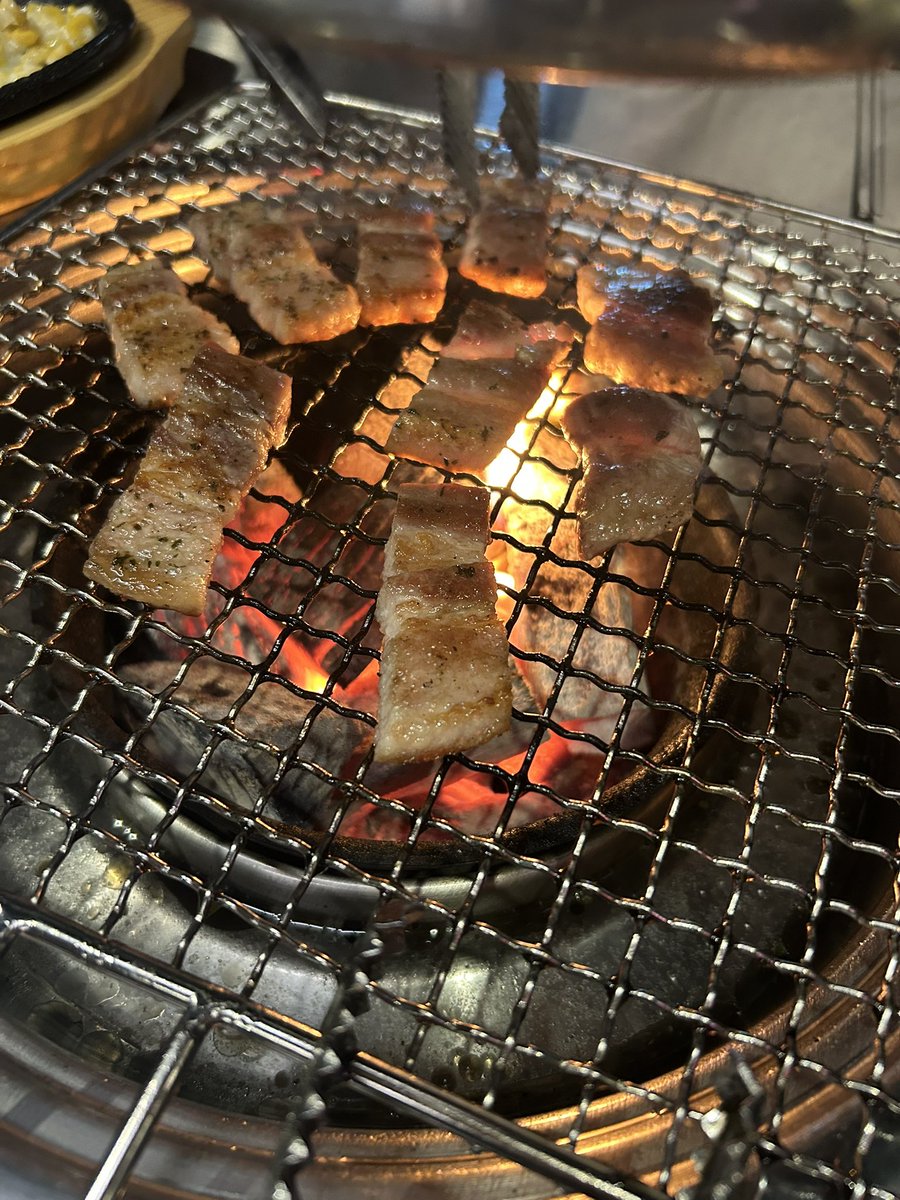 #오르야밥먹어 #밥탱유람시 #디온밥조

🍖고기가 조아! 고기가 조아! 고기! 고기! 고기!🍖