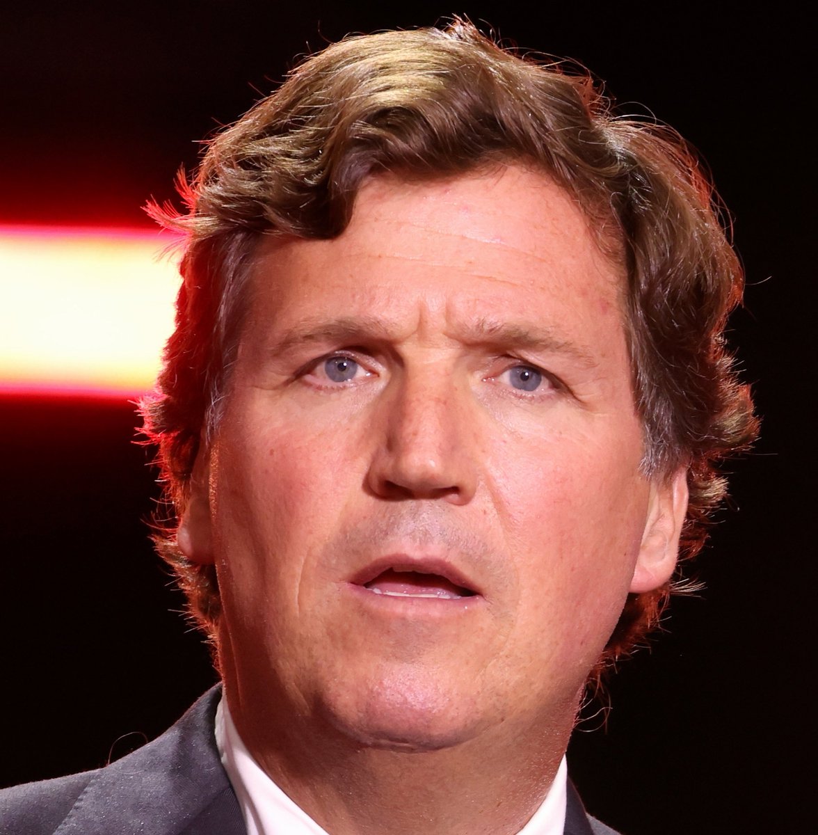 Oli London tweet media