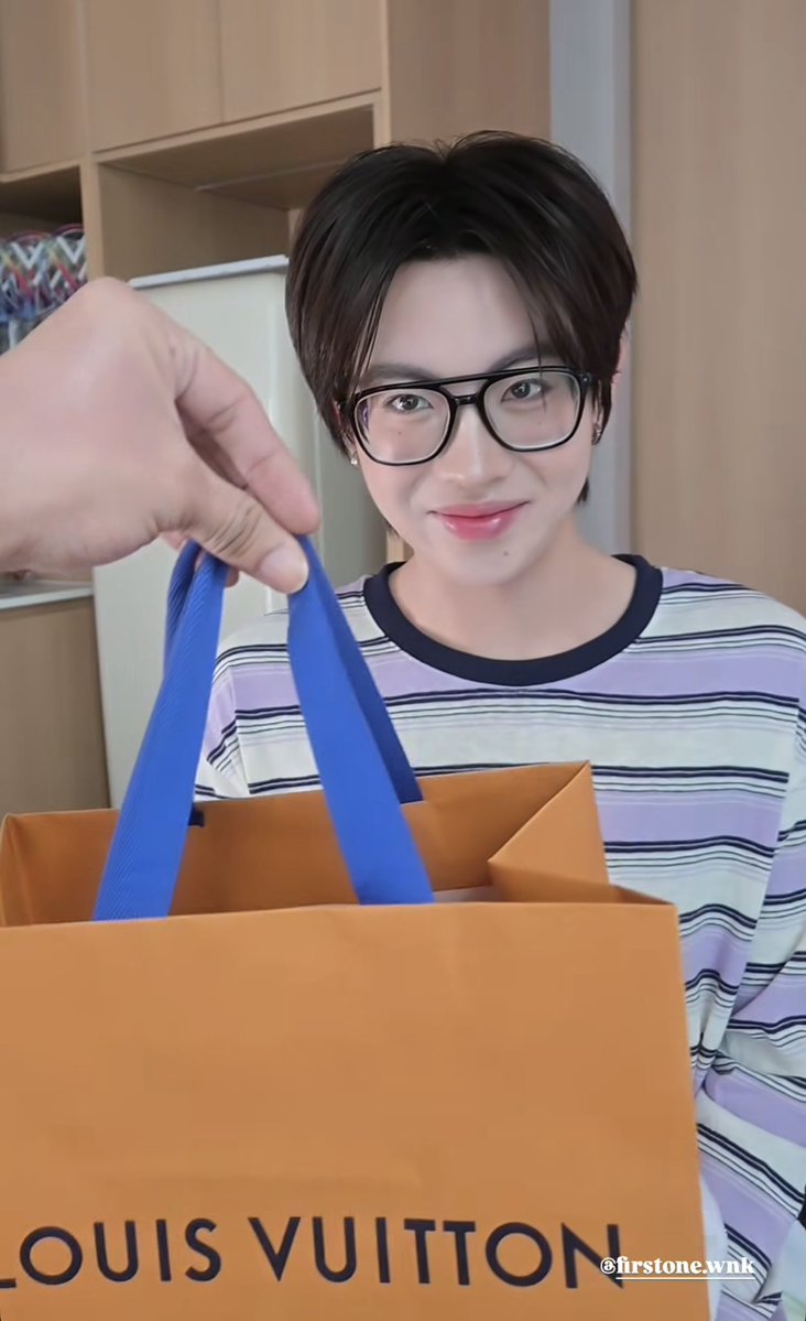 𝒘𝒊𝒕𝒉 𝒍𝒐𝒗𝒆₊♡ tweet media