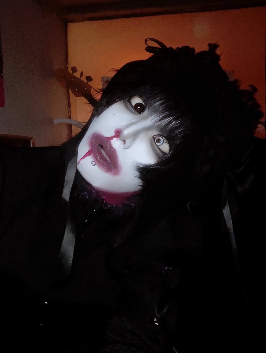 lauu jurídico 哀/i musyozoku - FUKURO 2026 tweet media