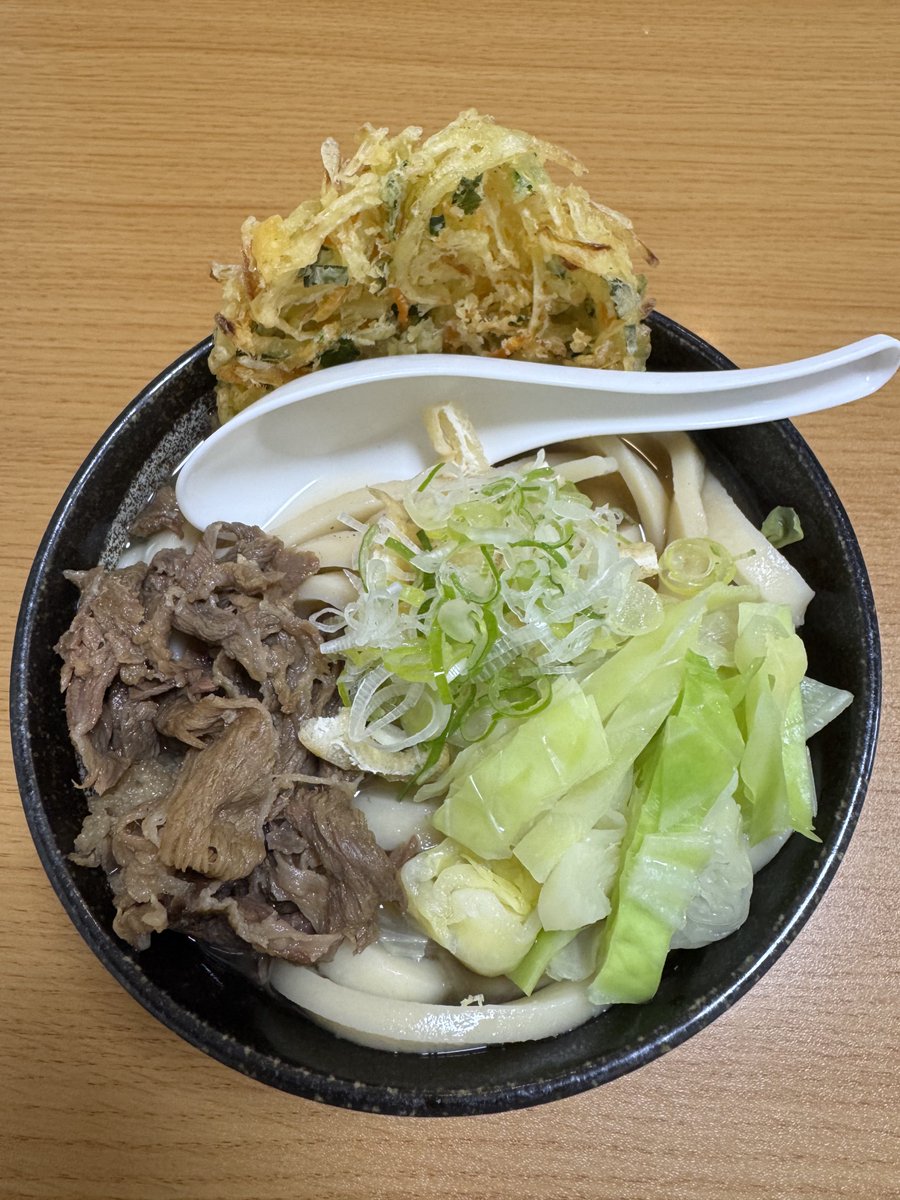 えびてん tweet media