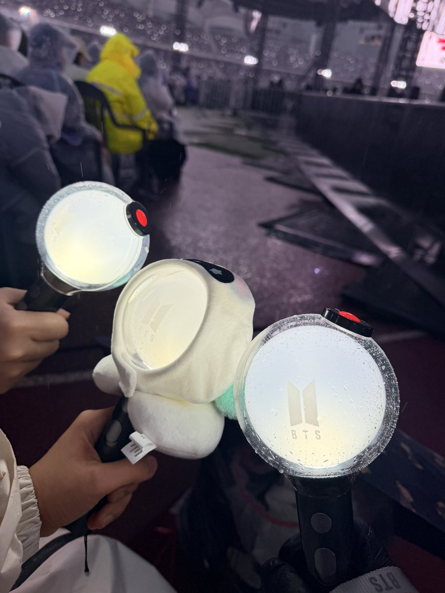 ์ด๋ฉํธ๋นํธ๋น๐ แดสษชสแดษดษข tweet media