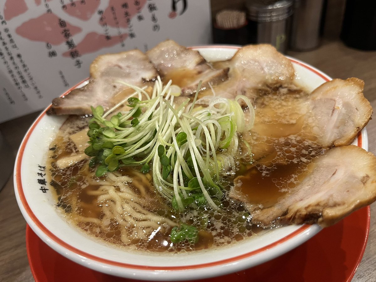 いしころ tweet media