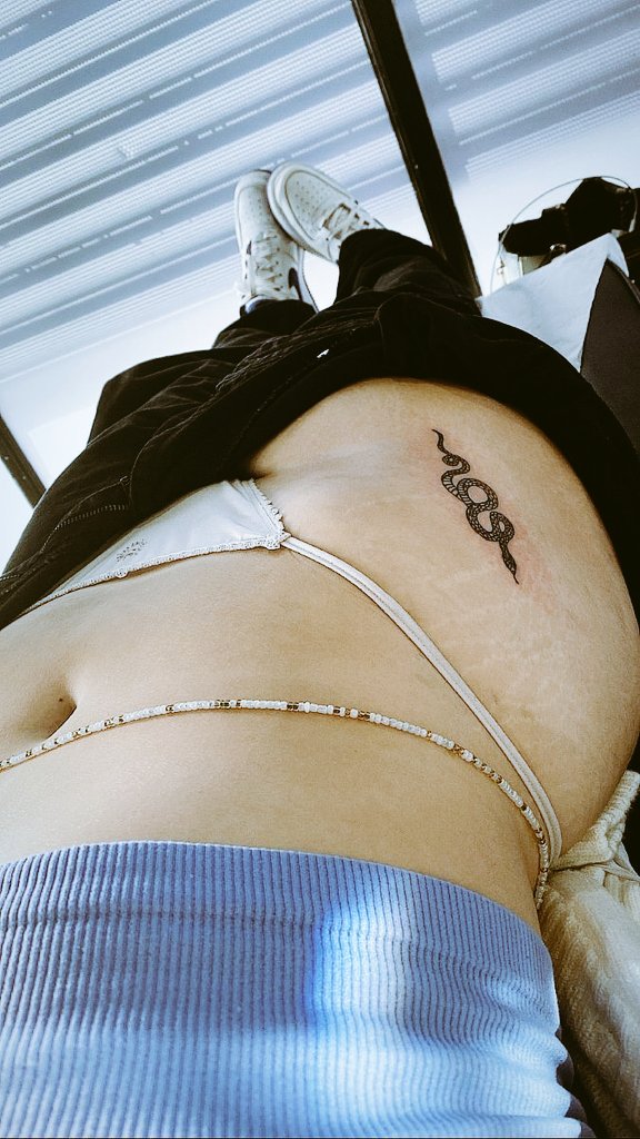 Bo_nita0's tweet photo. Hola🥵 https://t.co/NMY4tOUKZ1