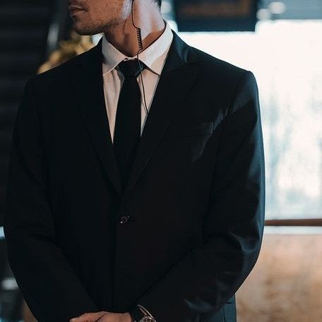 Kiraa_ltk's tweet image. ⋆˚꩜｡ ᴍɪɴɪ ᴀᴜ #Itafushi 🔞ˎˊ˗

𖦹˚. ᴛᴇʀᴍɪɴᴀᴅᴏ!

Donde Ita es guardaespaldas de un omega, Megumi, un nene rico. Ambos negaban sus sentimientos por el otro, hasta que durante un celo bastante fuerte de Megumi, Yuuji no puede evitar querer hacerle un nudo y hacerlo suyo.