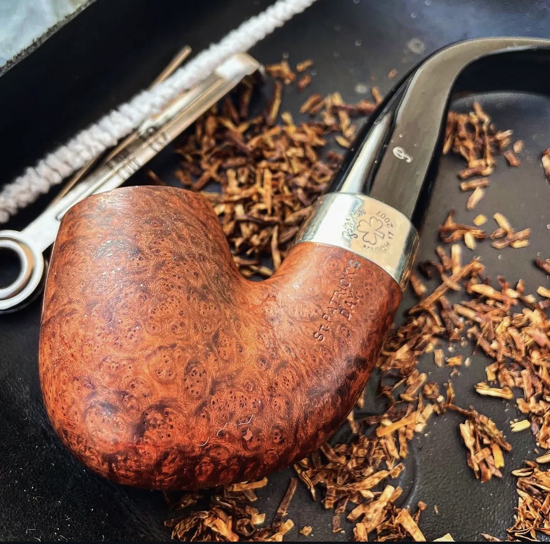 the pipe cabin tweet media