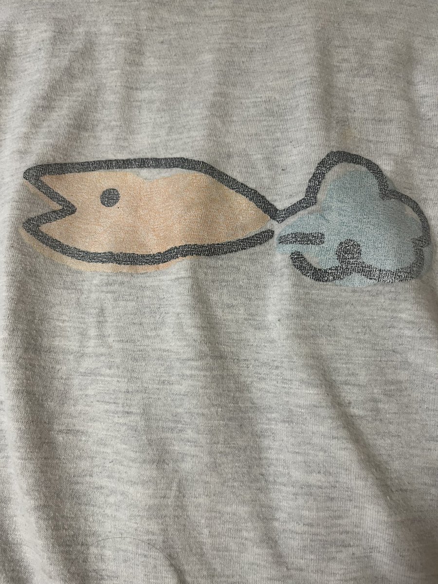 しゅうせき tweet media