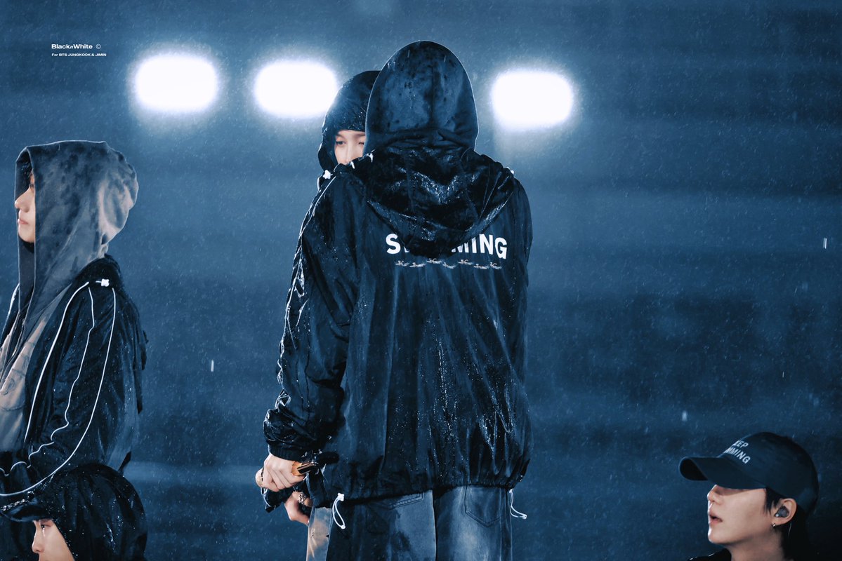 BLACK N WHITE tweet media