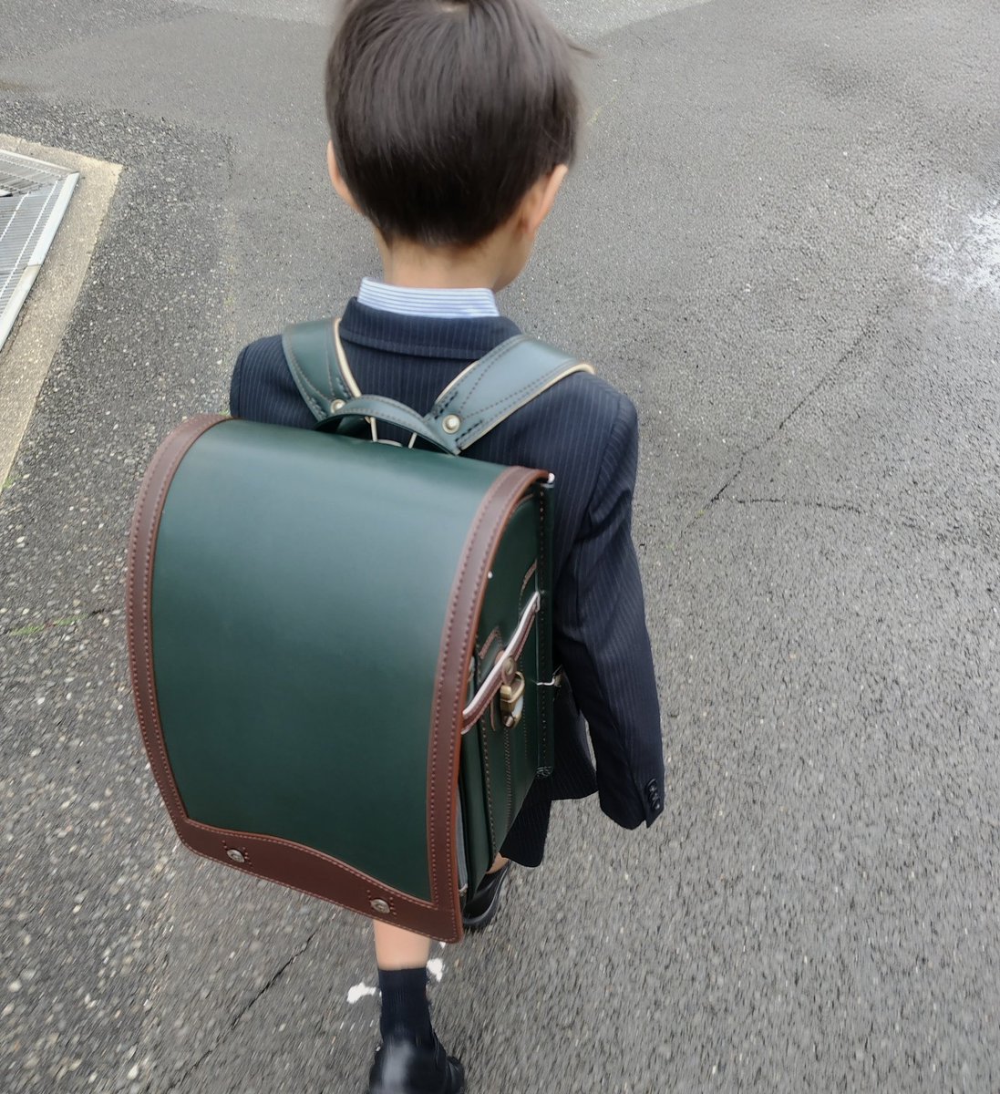 あと数カ月しか使わない新品ランドセル…? 我が子ながら、?の色が 