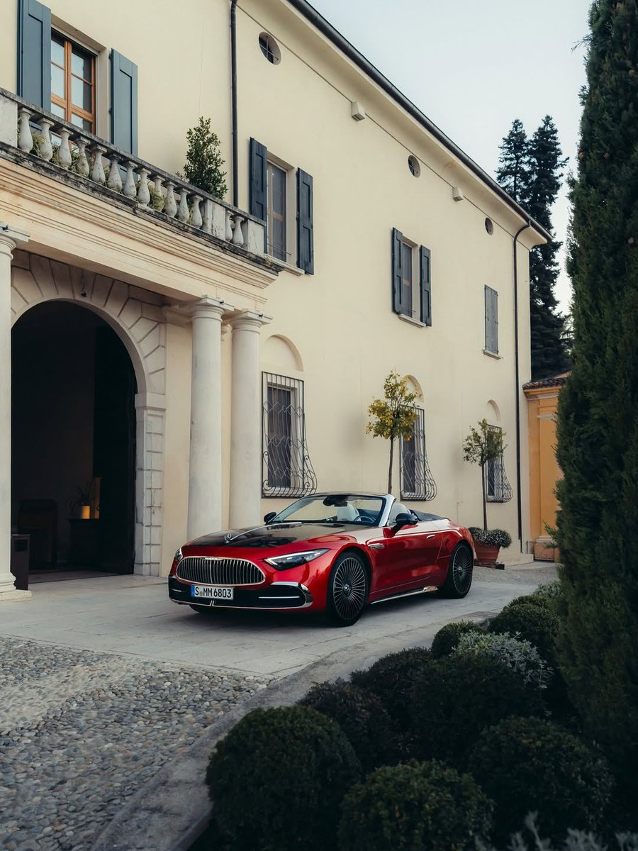 Philose's tweet image. Poor man pikin don wake up. Let's be $DEEP-ly delulu today.

#SUI #TGIF