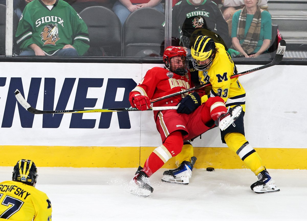 USHL's tweet image. Kent Anderson, @GamblersHockey alumnus, wins it for @DU_Hockey in OT! 

Congrats Denver! #USHL #MFrozenFour