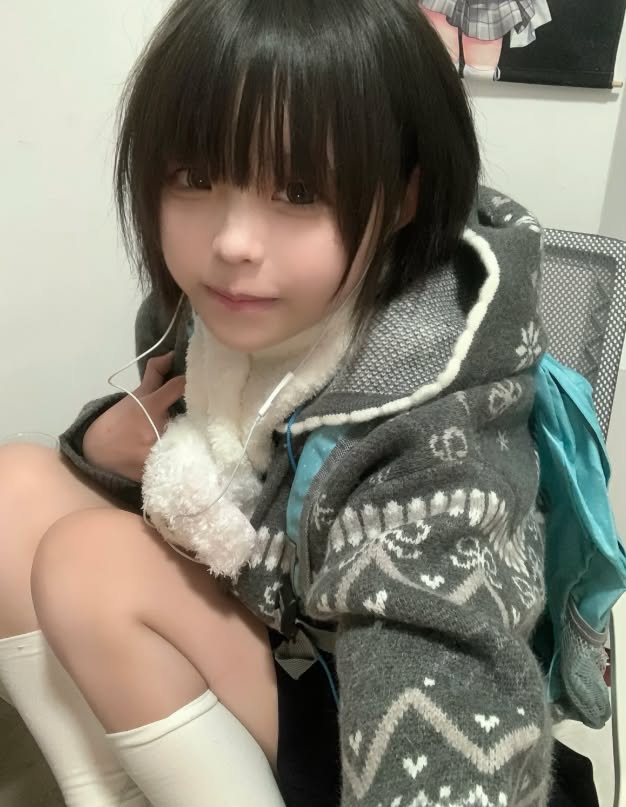 ゆあ tweet media