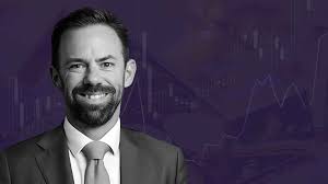 ausbiztv's tweet image. Daniel sees a permanent loss of oil supply 🛢️

Daniel Hynes from ANZ sets out a markedly tighter outlook for global energy and metals markets, driven by the Middle East conflict and supply disruptions 🔽

ausbiz.co/41WwKzt

#asx200 #ausbiz