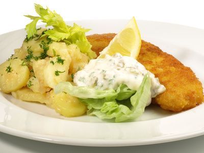 Metzgerei_Engel's tweet image. Paniertes Fischfilet mit Remouladensoße und hausgemachtem Kartoffelsalat – 9,30 €
 Gebratene Mettwurst mit Petersilienkartoffeln und bunter Gemüsepfanne – 7,90 €

#Freitag #Fisch #Filet #Kartoffelsalat #Hausgemacht #Mettwurst #Kartoffeln #Gemuesepfanne #FischFreitag #Deftig