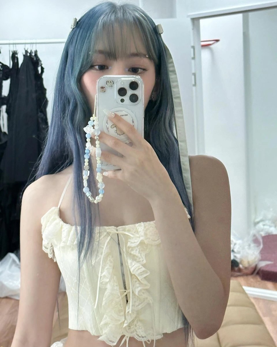 be𝕣r͞y ◌ ˖ ✴︎ ca𝕜ebar tweet media