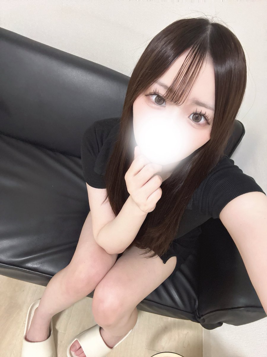 みお tweet media