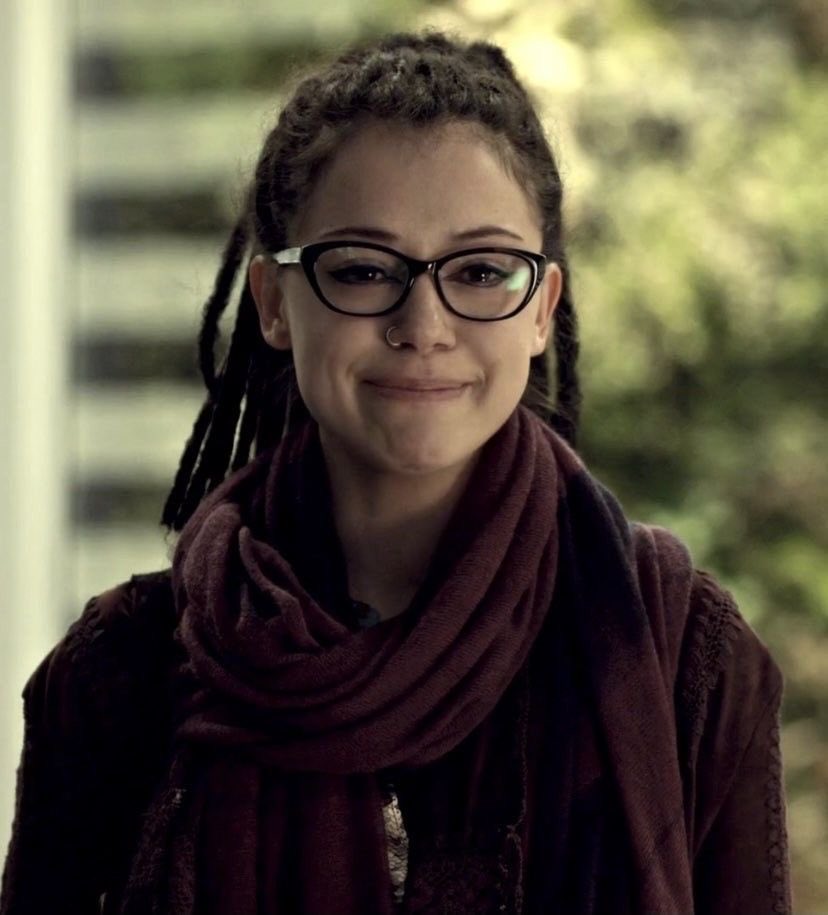 looms 🎧 ⋆˚✿˖° | nw orphan black tweet media