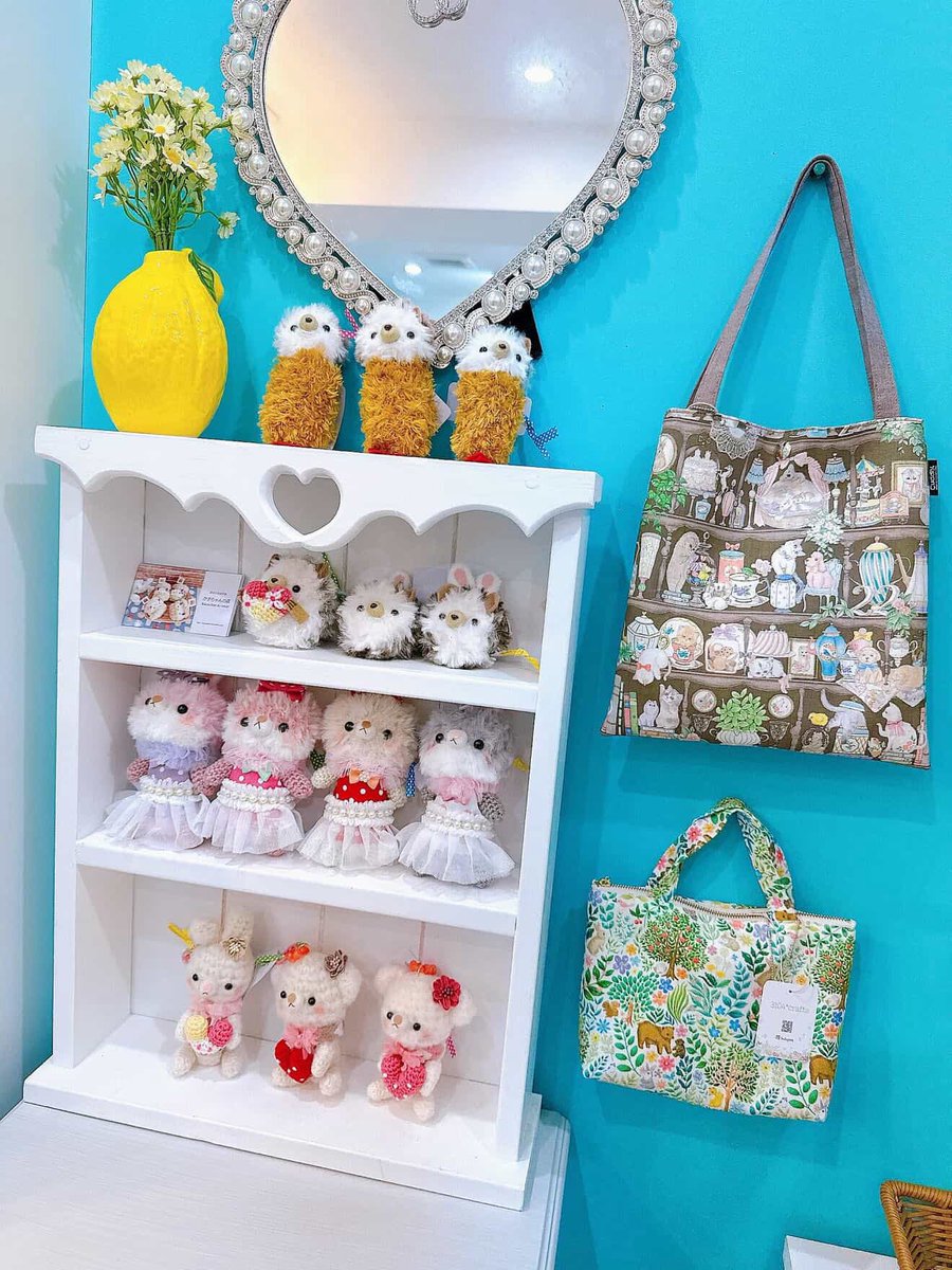 ディスプレイの写真を頂きました

♡委託販売のお知らせ♡
Eye Candyさま（@eyecandy_handmade_）　の可愛さいっぱいのイベントに参加させていただきます♡

Sweet animal fair
2026.4/15（水）〜

是非、店頭にて見てもらえたら嬉しいです☺️💕

よろしくお願いします