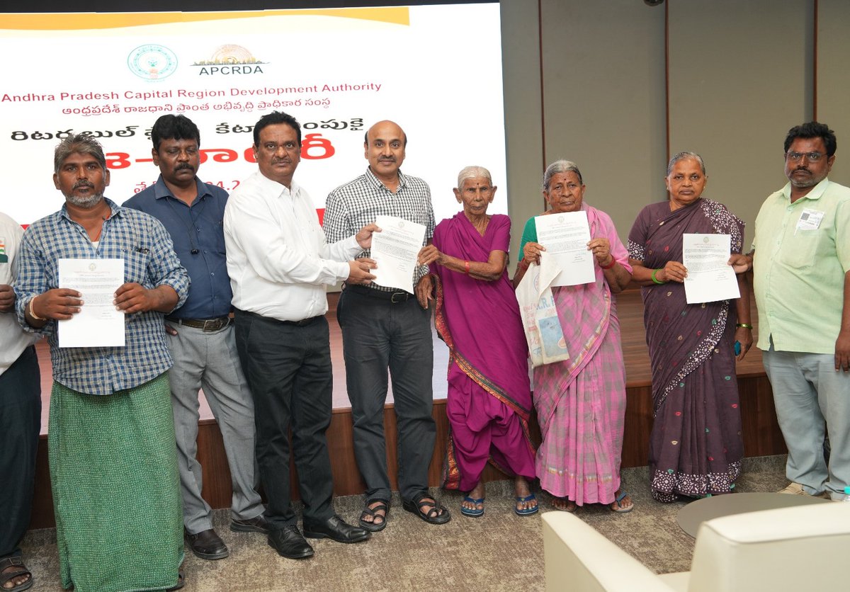 PrajaRajadhani's tweet image. Reinforcing commitment to fair compensation and rehabilitation in Amaravati.

To implement the Negotiated Settlement Policy (NSP), APCRDA conducted an e-lottery on April 9, 2026, at its Rayapudi office, allocating 28 returnable residential plots to farmers affected by road