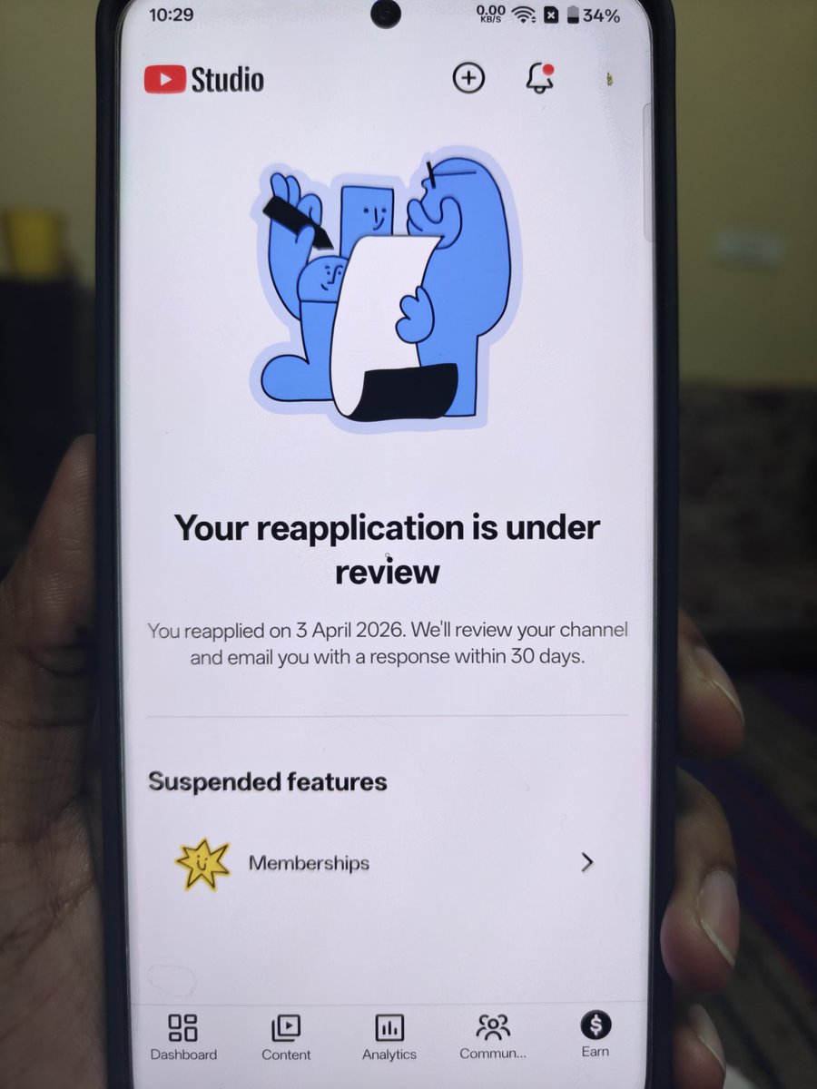 Crybananacat tweet media