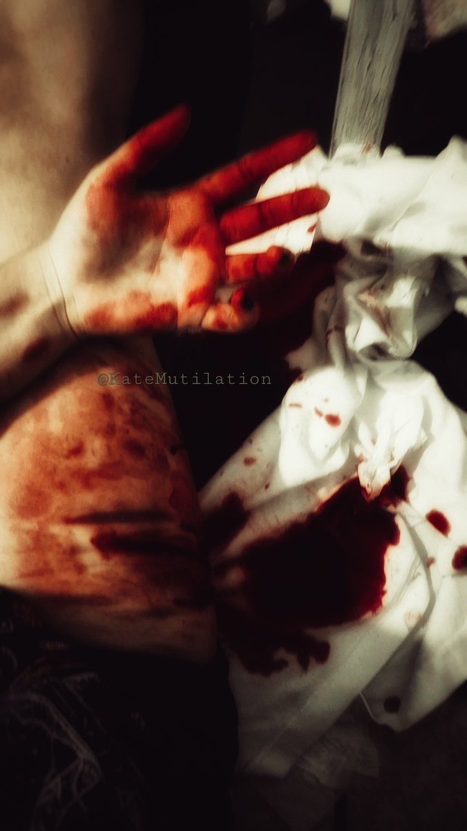 KateMutilation's tweet photo. #shtwt https://t.co/DyPNK8XhoB