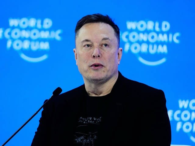 MinusWells's tweet image. 🚨 ELON JUST DROPPED THE BIGGEST BOMB YET: TERAFAB IS HERE AND IT'S GOING TO GO HEAD TO HEAD WITH #NVIDIA 

Tesla + SpaceX + xAI just unveiled TERAFAB – a $20–25 BILLION monster chip factory in Austin that's aiming for 1 TERAWATT of AI compute per year (that's 2× the entire US