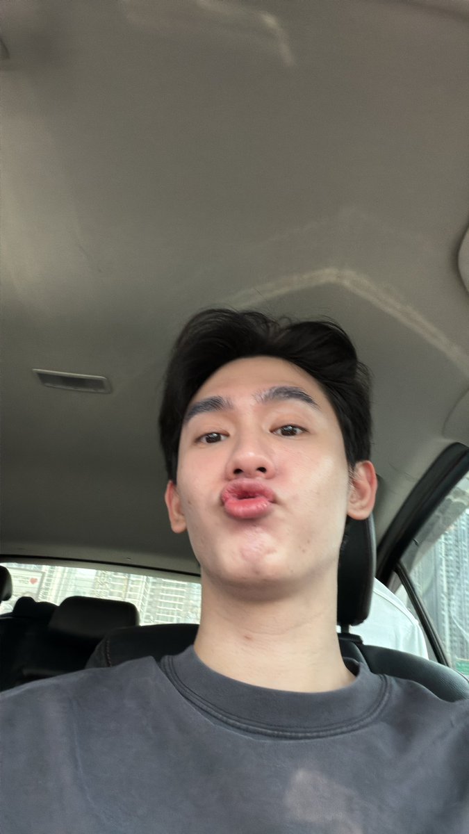 กษิบ๊อง (ปลูกผลเขือเทศ) tweet media