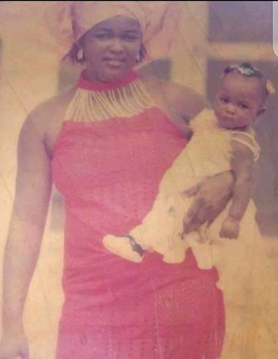 Extractor tweet media