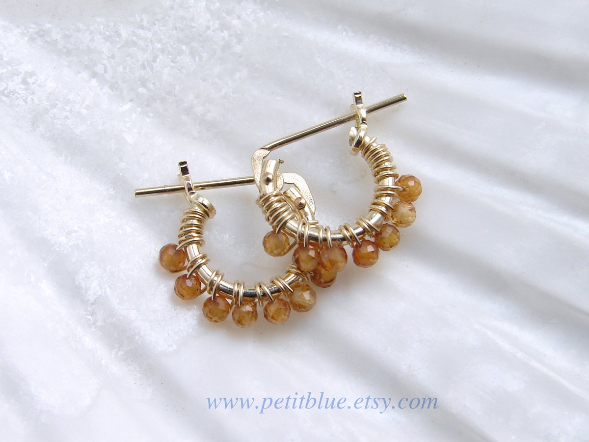 JewelryByMikako's tweet image. Garnet Hoop Earrings ~ Hessonite Garnet ~ January Birthday ~ 14K GF Hoop Earrings ~ Genuine Garnet Stones ~ Wire Wrapped Hoop Earrings tuppu.net/1dd1217f  #SmallHoop