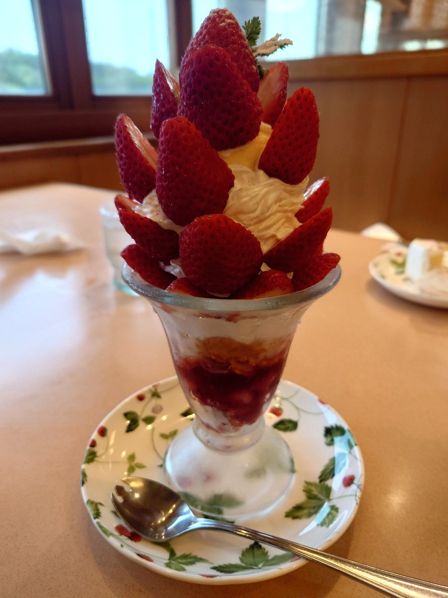 本日のおやつタイム❗️🍓
旨し🎵