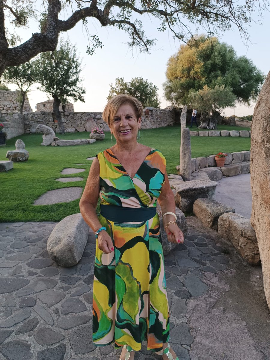 TOTTUS in PARI tweet media