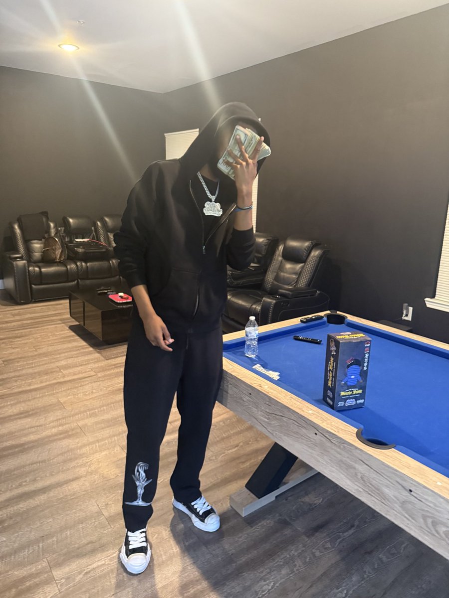 3G™️ tweet media