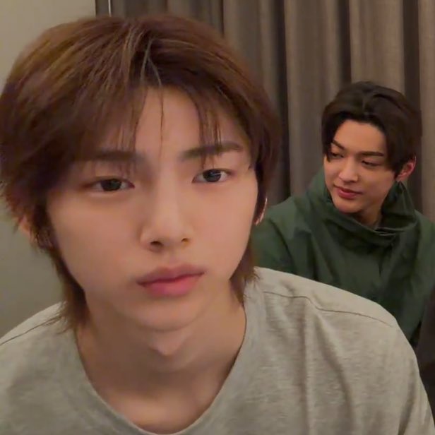 쭈윙크 tweet media